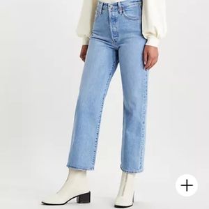 Levi’s Ribcage Straight Jeans 31X29